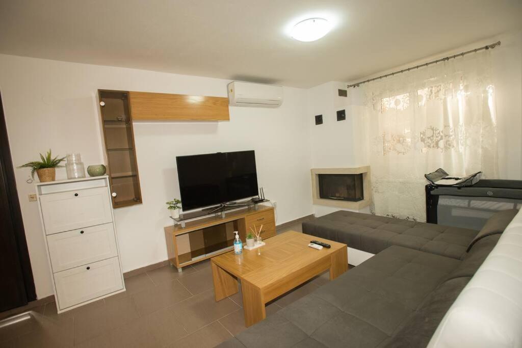 My Greko Home Néoi Epivátai Exterior foto
